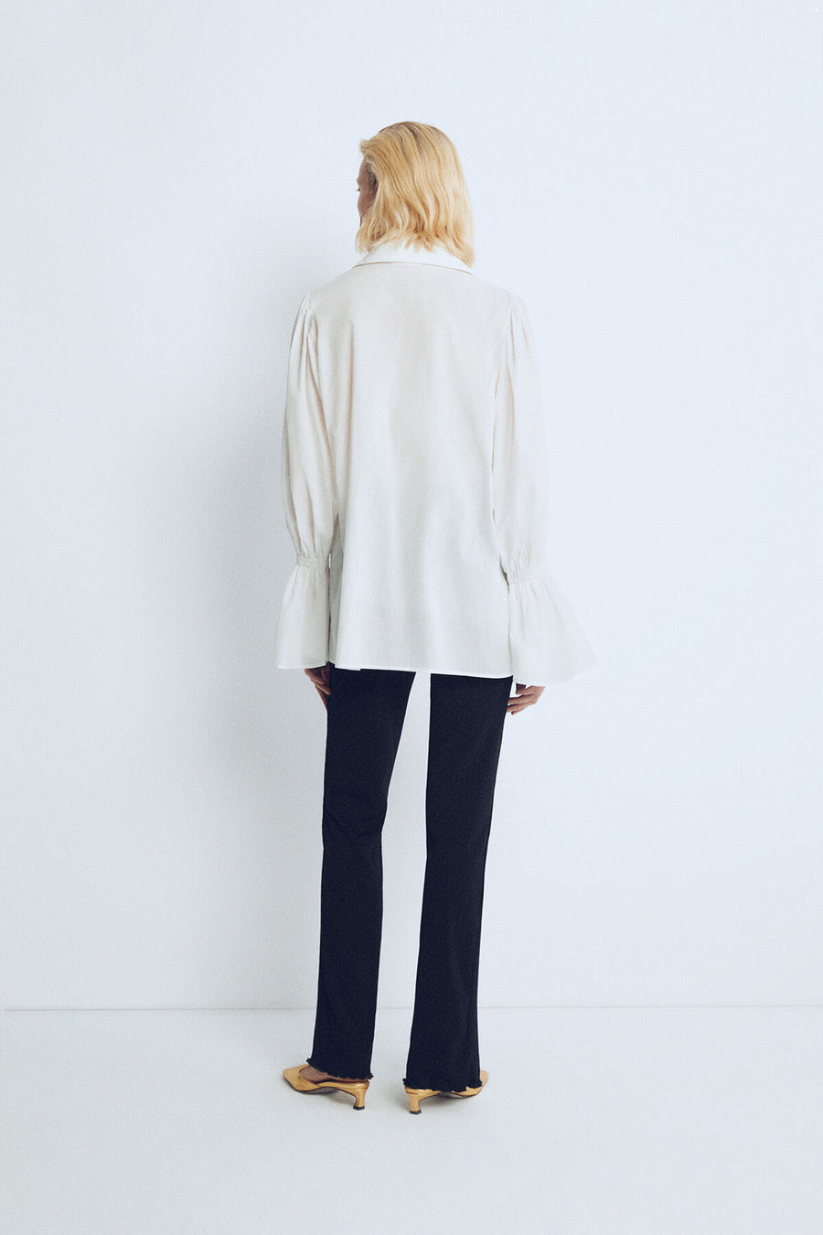 White Sienna Sleeve: Shirred Cotton Shirt - Porterist 3