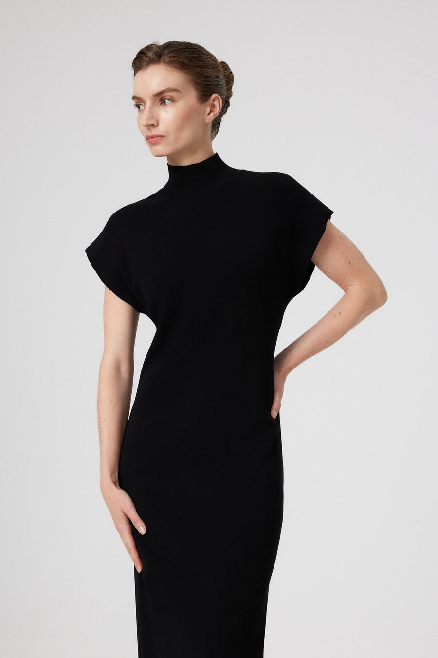 Mısırlı 1951 Black Stingray Turtleneck Long Dress  - Porterist 2