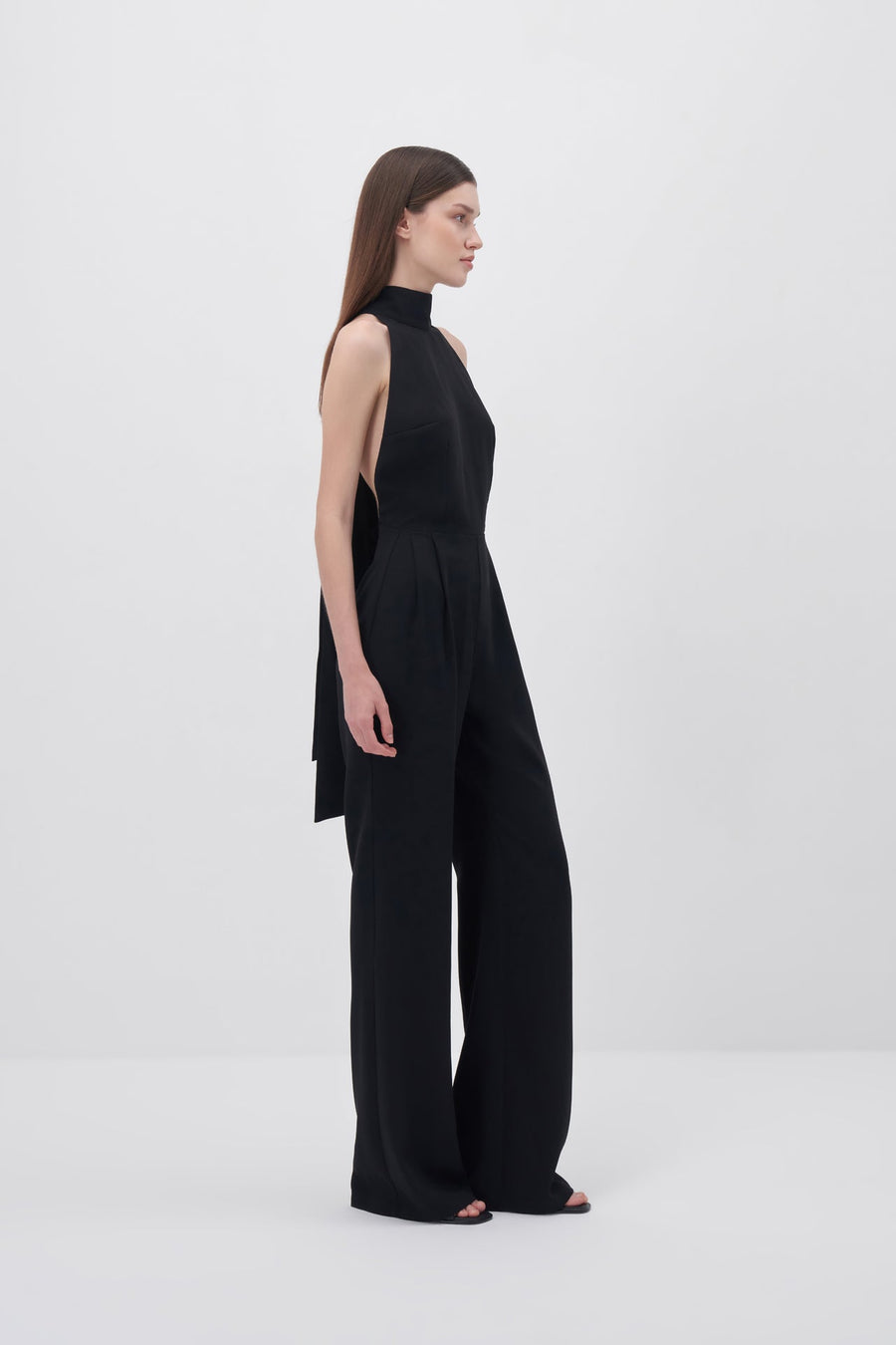 Black Halter Neck Backless Crepe Jumpsuit - Porterist 3