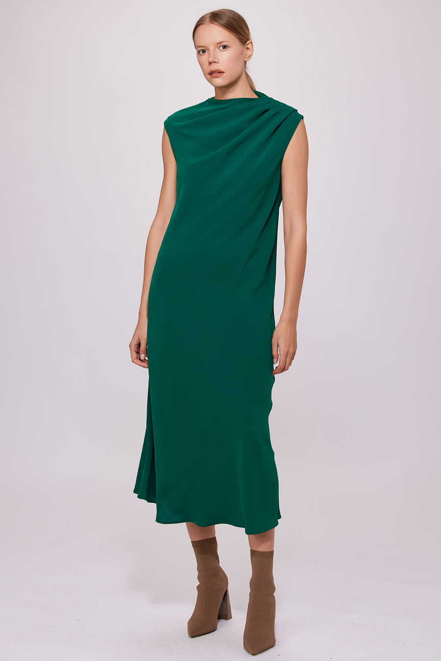 Berr-in Ruffled Long Dress Emerald  - Porterist 1