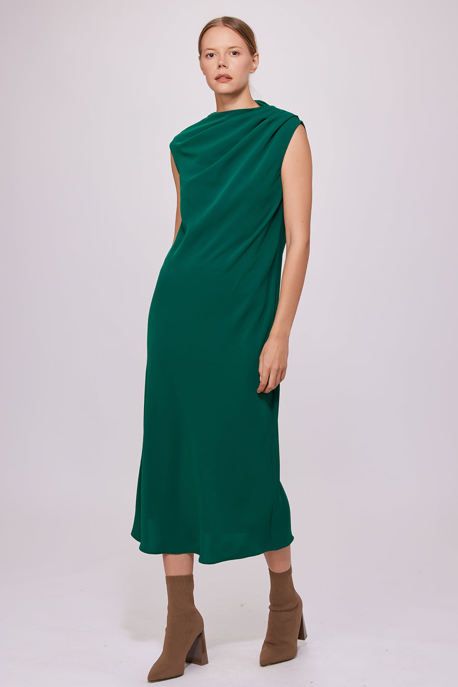 Berr-in Ruffled Long Dress Emerald  - Porterist 2