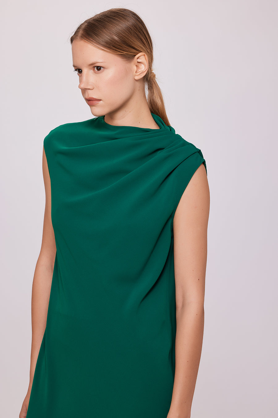 Berr-in Ruffled Long Dress Emerald  - Porterist 3