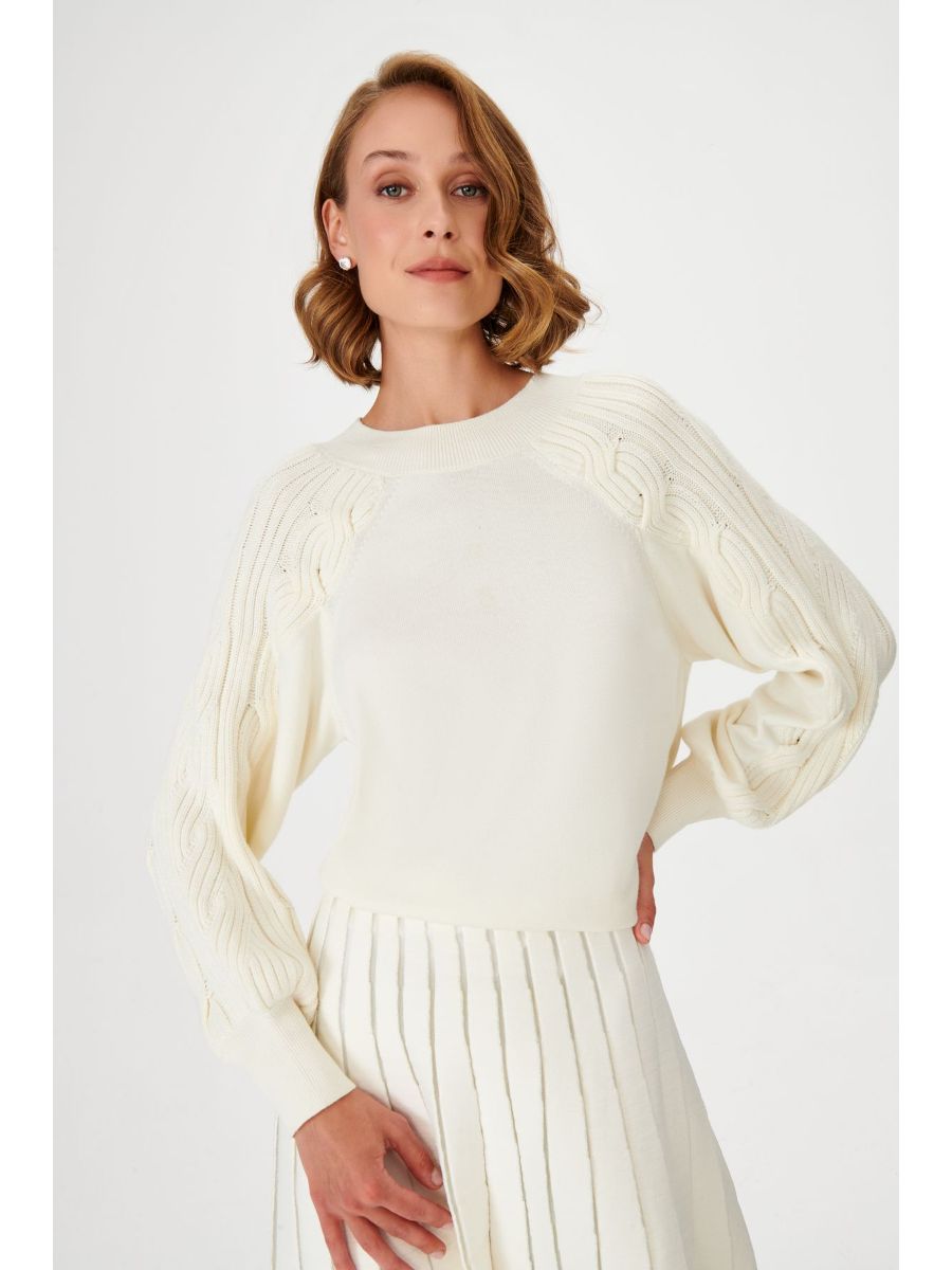 Ecru Knitwear Sweater With Hair Braided Sleeves | Porterist