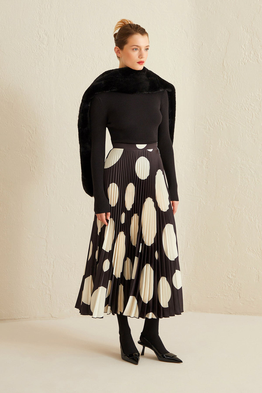 Jus De Pommes Black And White Polka Dot Pleated Long Skirt  - Porterist 3