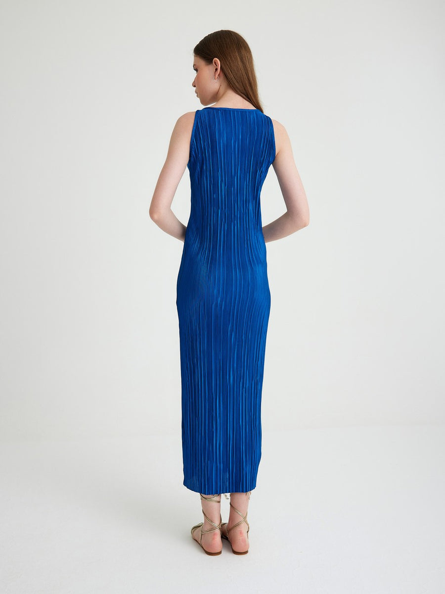 Blue Pleated Front Drop Closure Detailed Dress | Porterist