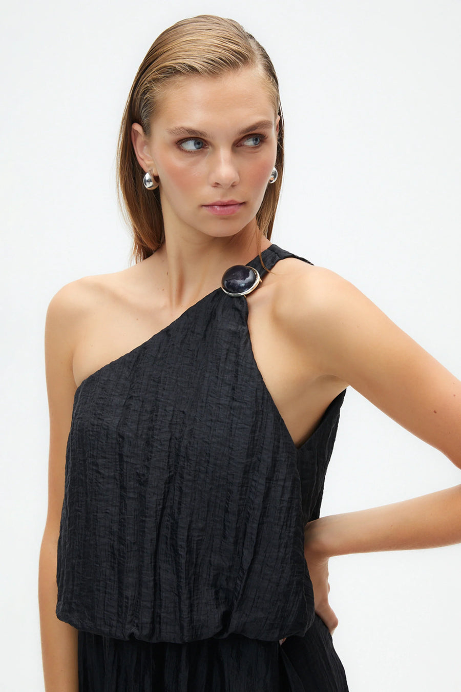 One Shoulder Dress With Accessory Detail | Porterist