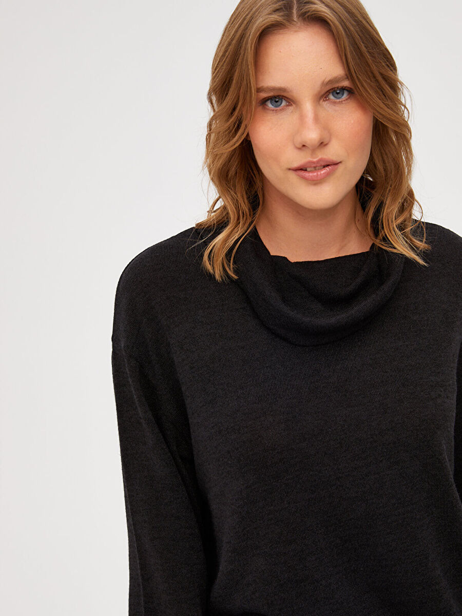 Black Cowl Neckline Sweatshirt 67516