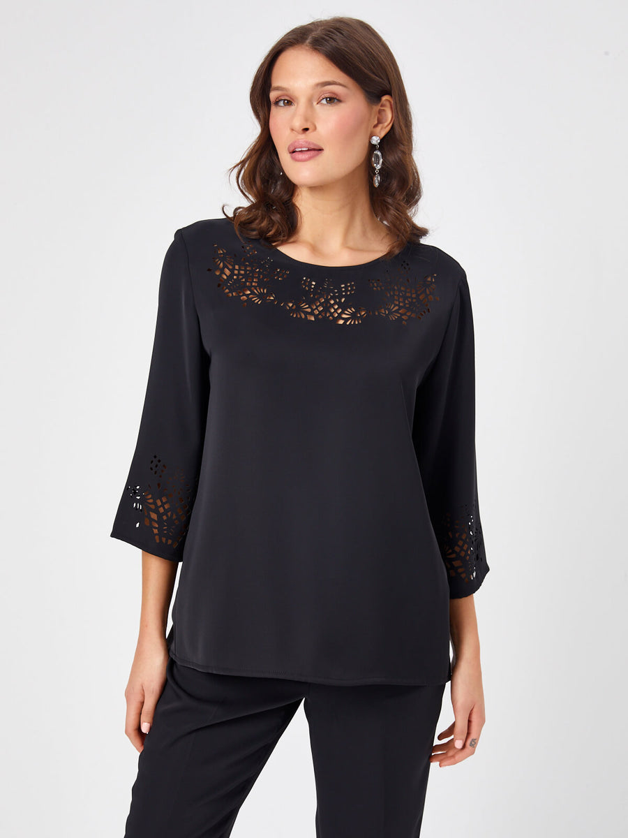 Black Hole Embroidery Detailed Crew Neck 3/4 Sleeve Blouse