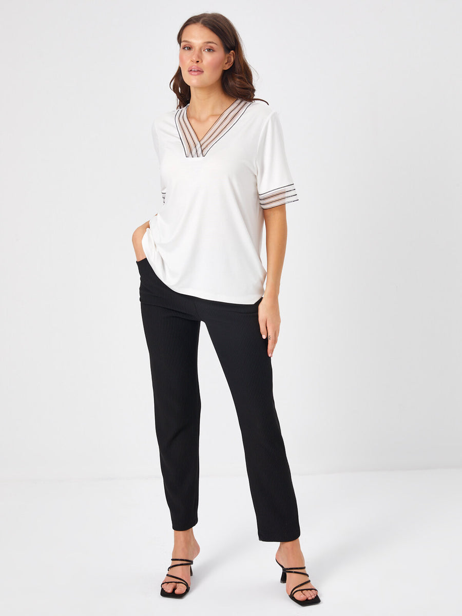 Ecru V - neck T - shirt With Lace Collar And Sleeve Detail