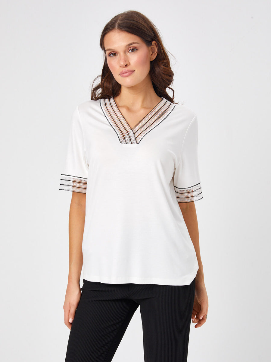 Ecru V - neck T - shirt With Lace Collar And Sleeve Detail