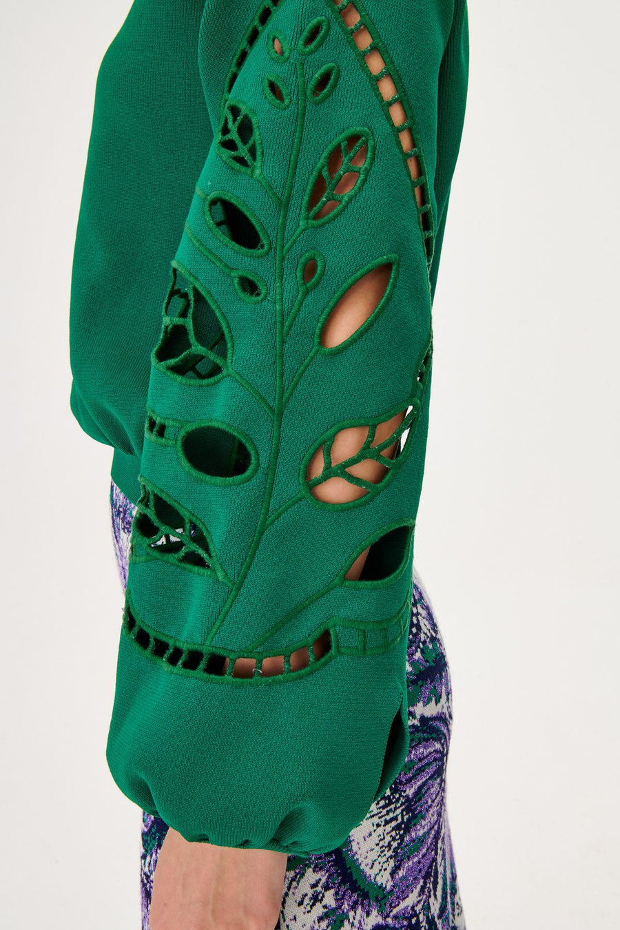Mandarin Collar Green Knit Sweater With Embroidered Sleeves