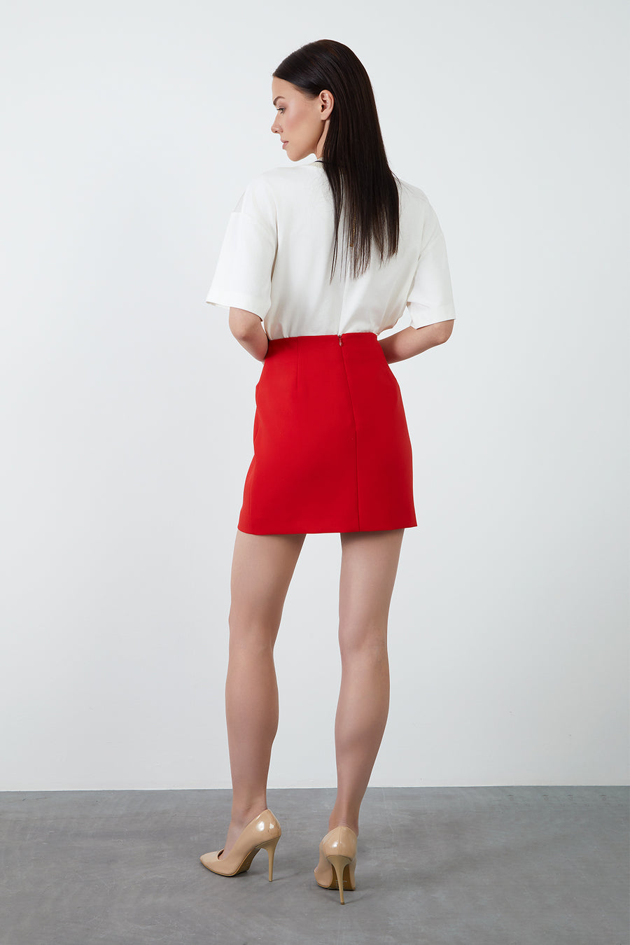 Red Mini Skirt With Button Detail | Porterist