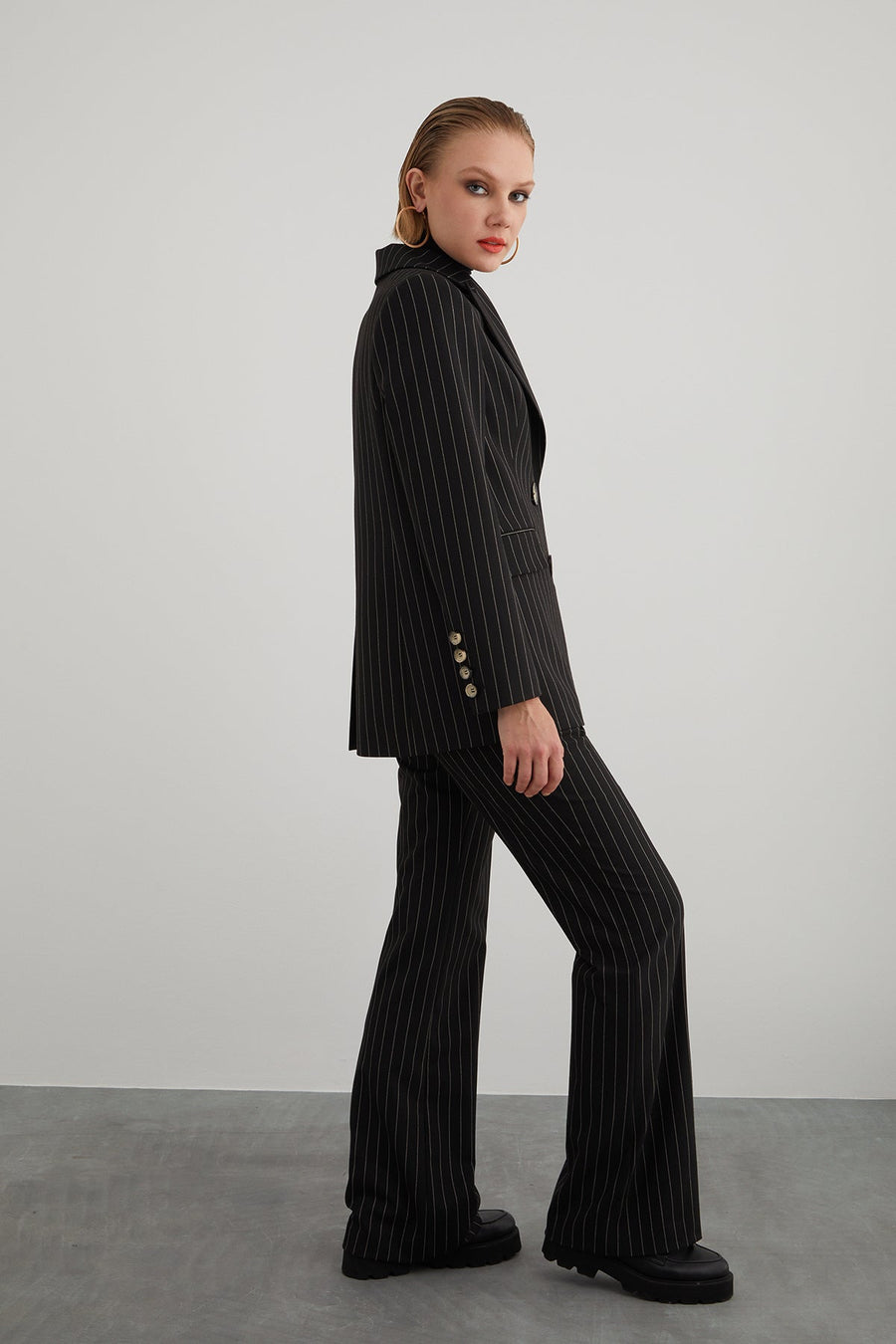 Striped Mono Closed Blazer Jacket Bellbottom Trousers Suit