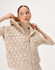 Quilted 3d Beige Knit Vest | Porterist