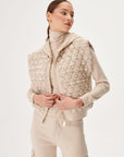 Quilted 3d Beige Knit Vest | Porterist