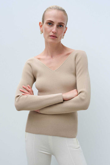 V-neck Beige Sweater | Porterist