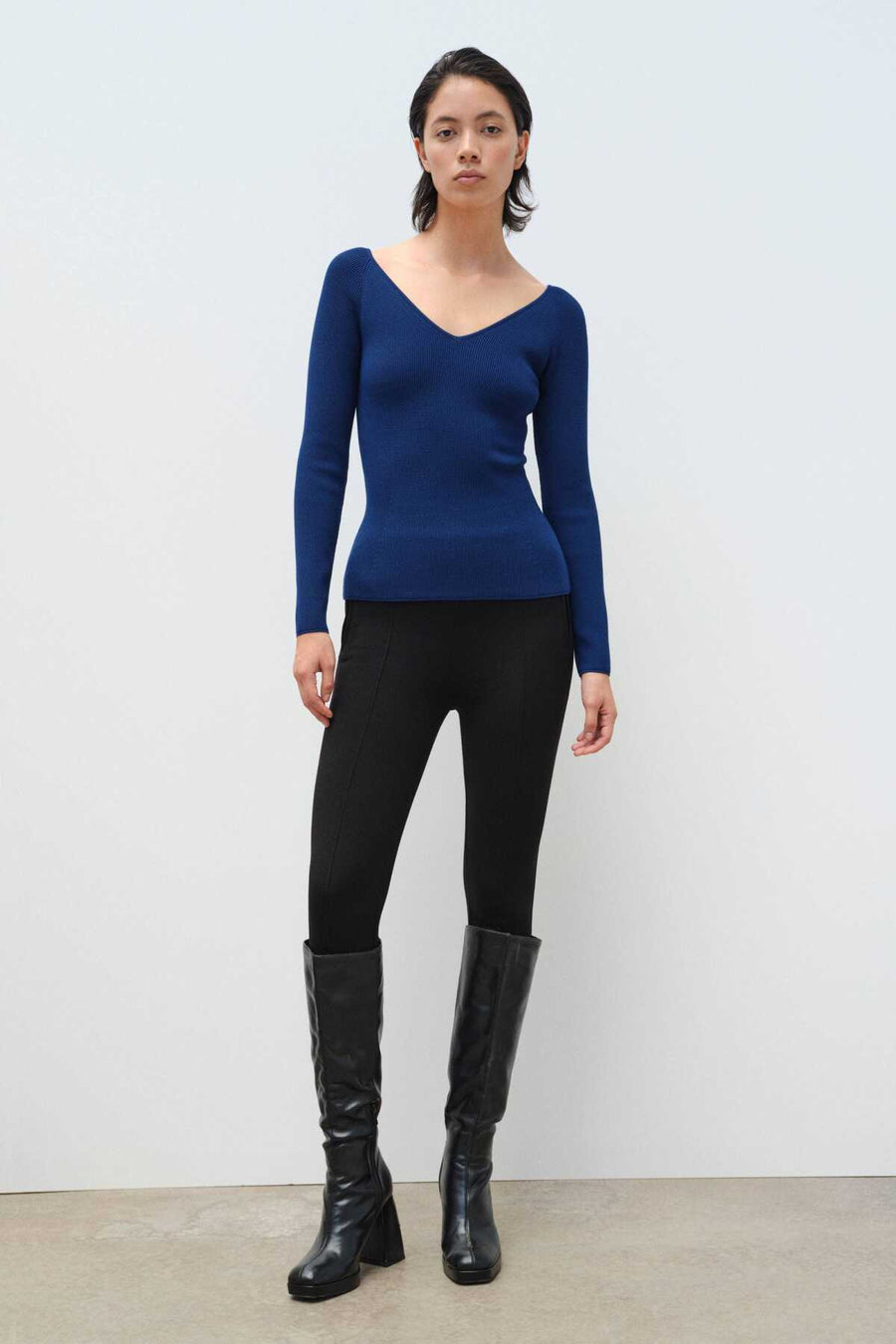 V-neck Knitwear Sweater | Porterist