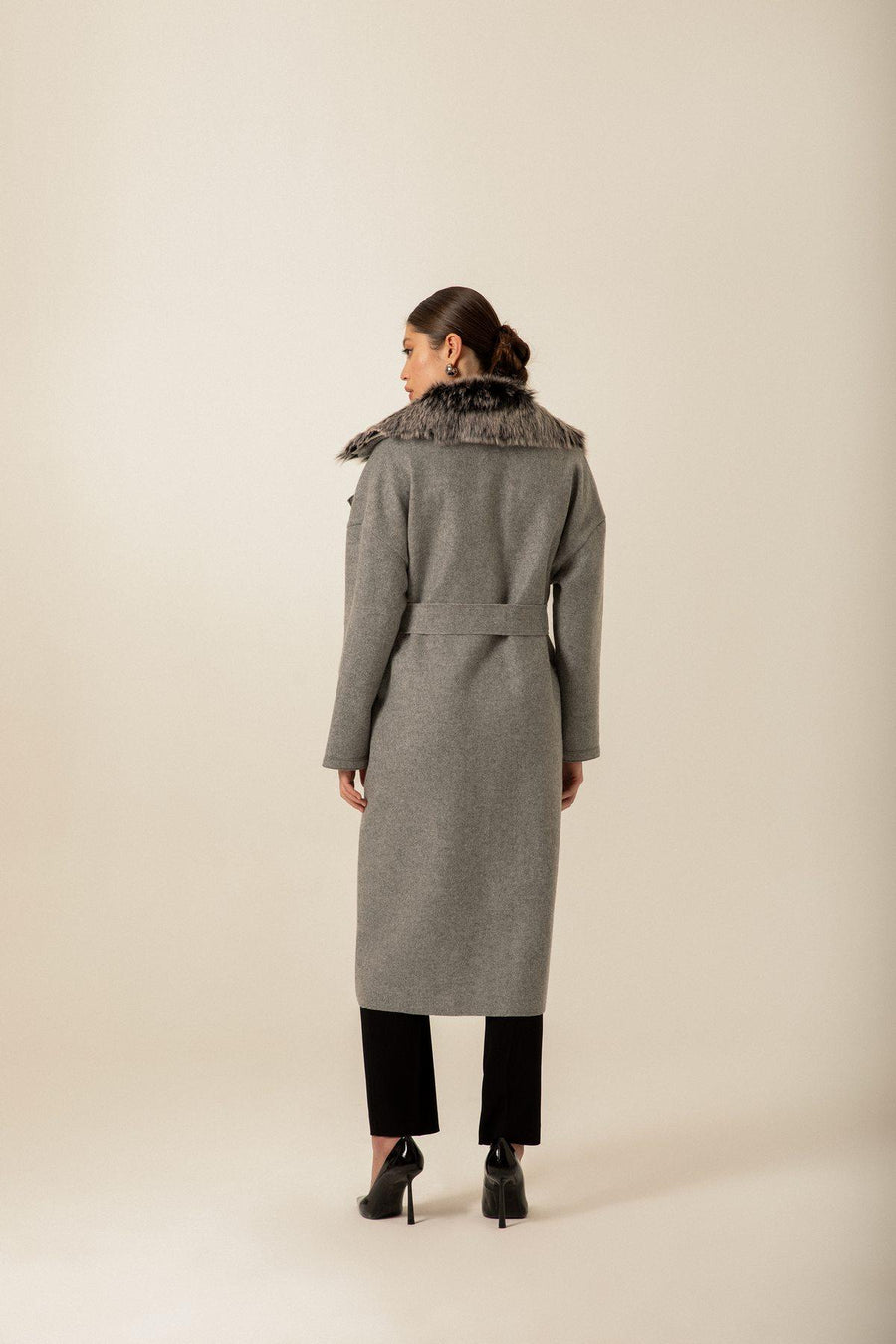 Fur Collar Grey Long Cachê Coat | Porterist