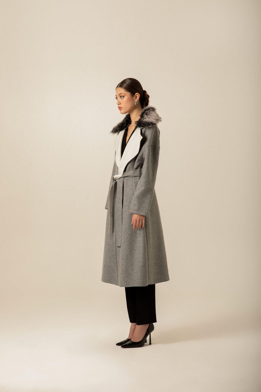 Fur Collar Grey Long Cachê Coat | Porterist