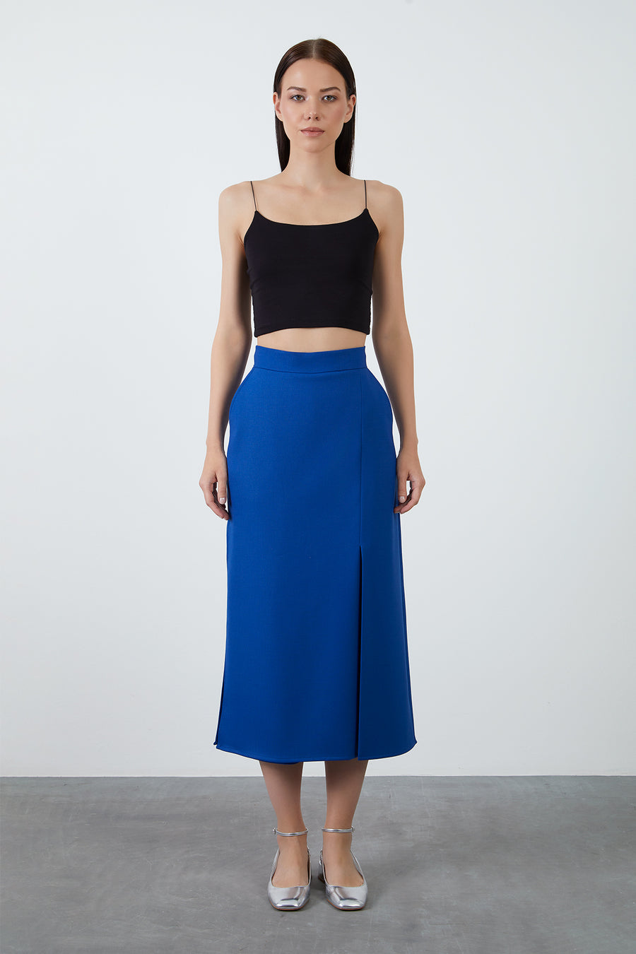 Blue Shorts Skirt With Slit Detail | Porterist