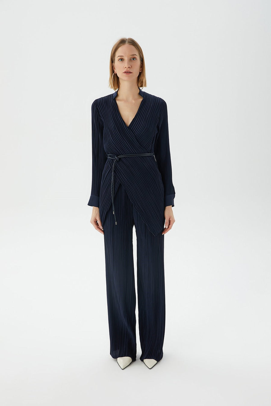 Pleated High Waist Navy Blue Pants | Porterist