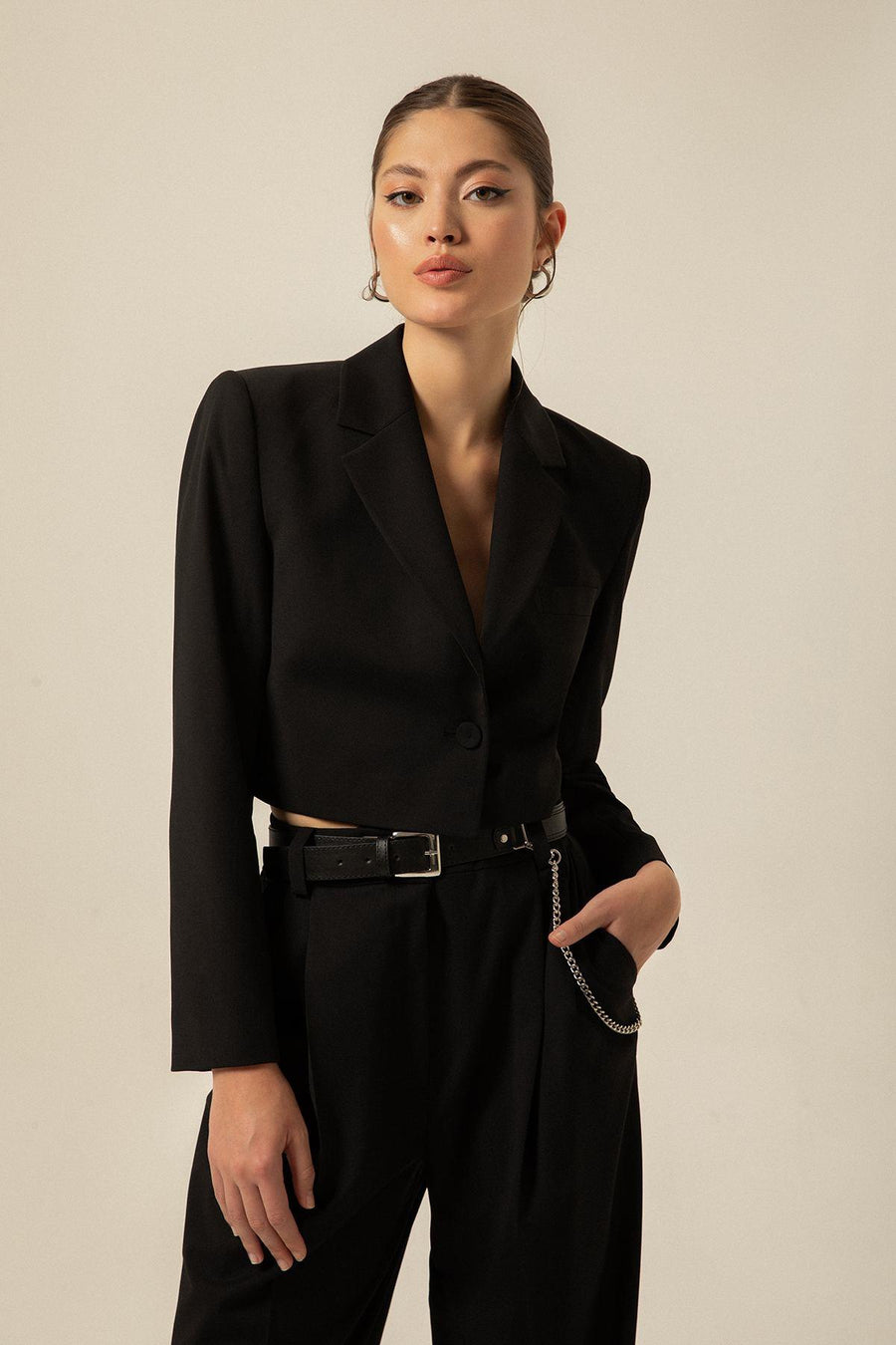 Long Sleeve Black Crop Jacket | Porterist